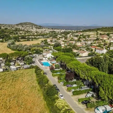 camping avec contact et acces